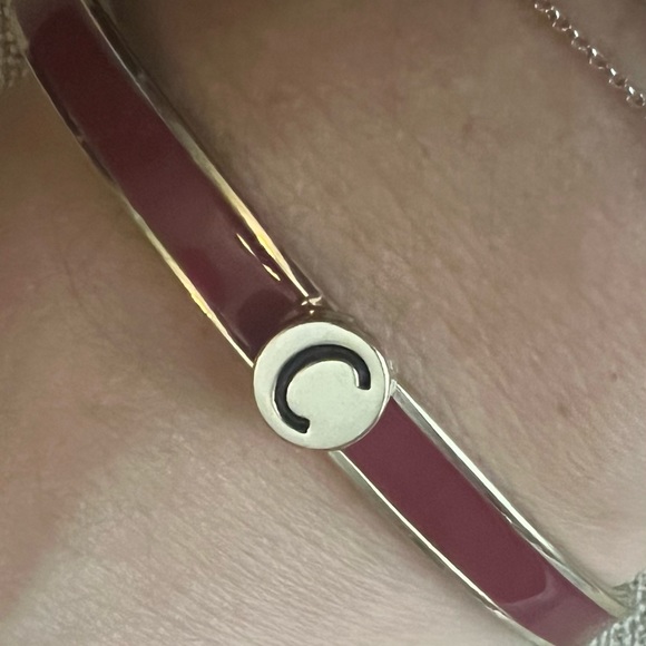 NWOT BCBGeneration toggle cuff bracelet - Picture 4 of 4